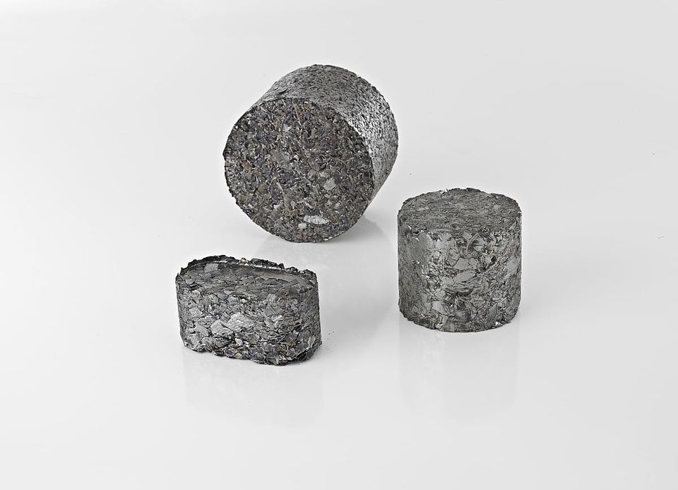RUF steel briquettes